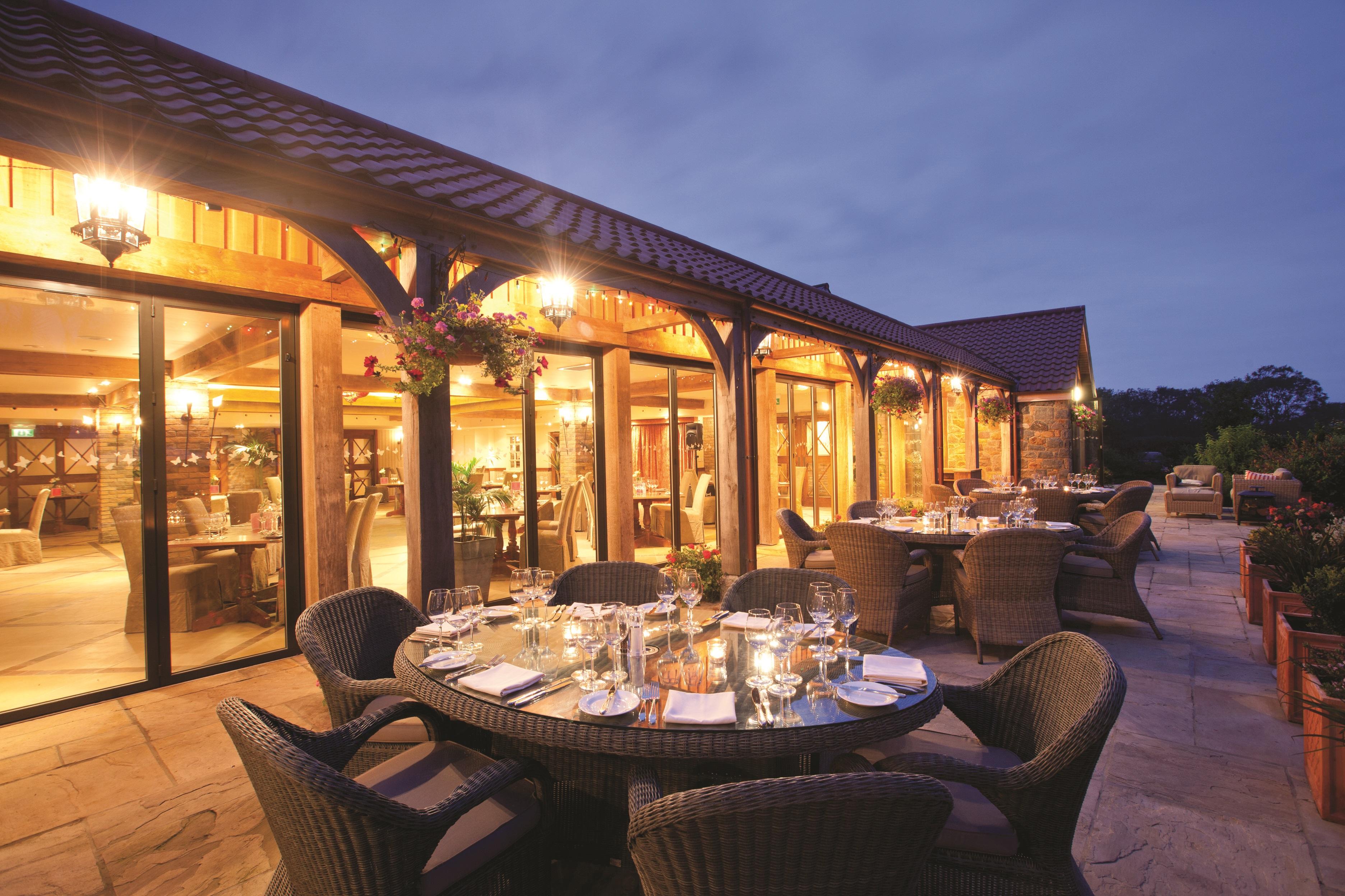 The Farmhouse Hotel And Restaurant Saint Saviour Съоръжения снимка