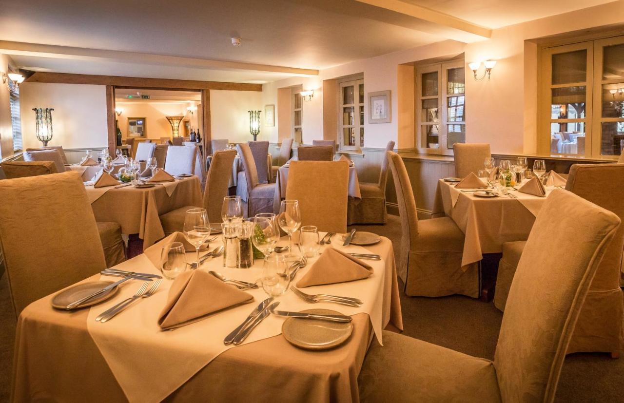 The Farmhouse Hotel And Restaurant Saint Saviour Екстериор снимка